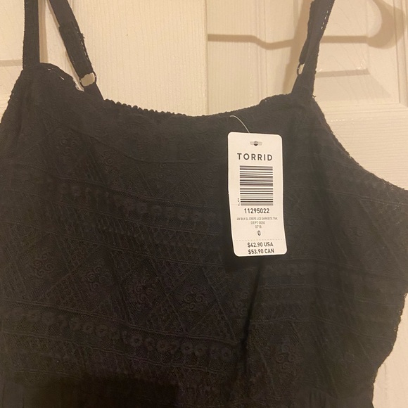 Top - Picture 2 of 3